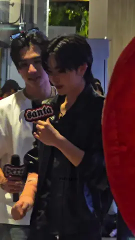 กอดกันวันละกี่รอบ #perthsanta #perthppe #Santapongsapak #santapp #perthtanapon 