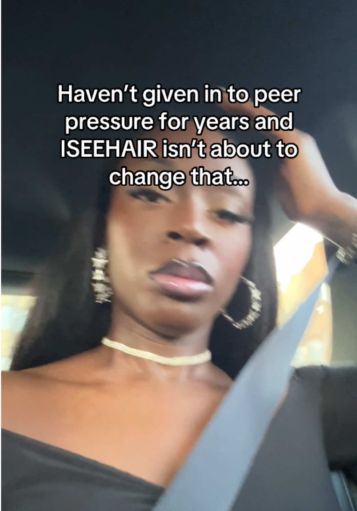 It’s actually toooooo much man😫 #iseehair #halfwig  