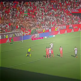 #ليش 4 اشبيليا فازوا 🤣اربعه على برشلونه يلا بلعوا بلعب ب😂رشلونه كيلو ار🤣بعه من اشبيليه شلونكم بالاربعه عم يروحوا ناموا🤣 اشبيلي يا عم اسطوره #الملكي_سيد_اوروبا🔥🇪🇸  # #بيليجهام_اسطورة_مدريد #الريال_مدريد_عشق_لاينتهي #الملكي_سيد_اوروبا