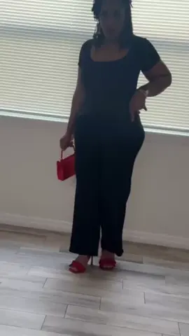 This outfit didn’t not disappoint. Grabbing more colors… #iamchasityfieldsbey #paidsponsorship #badbunny #october #fashiontiktok 