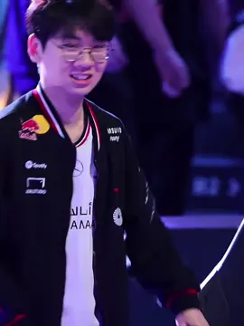 Nụ cười chữa lành mọi thời điểm🤓🫂#doran #choihyeonjoon #t1doran #viral 