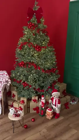 Рояль блакитна 2.5м  ✔️Гірлянда роса  ✔️Кулі червоні  ✔️Та великий бант  Як Вам такий набір ? Оцініть 