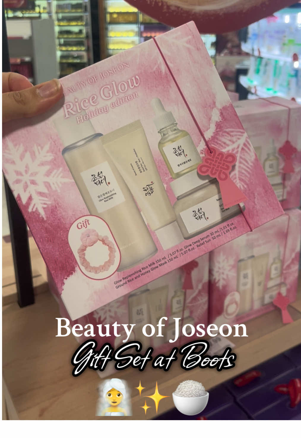 Of all giftsets I was not expecting to see a @Beauty of Joseon one at @Boots UK 😍😍😍  #fyp #bootsuk #giftset #koreanskincare #beautyofjoseon 