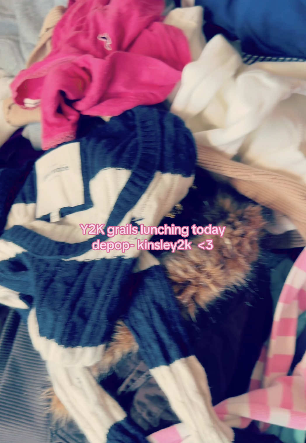 GRAILS LAUNCH DEPOP- kinsley2k 🤭🤭💕 #vintage #y2k #fashion #depop #tumblraesthetic 