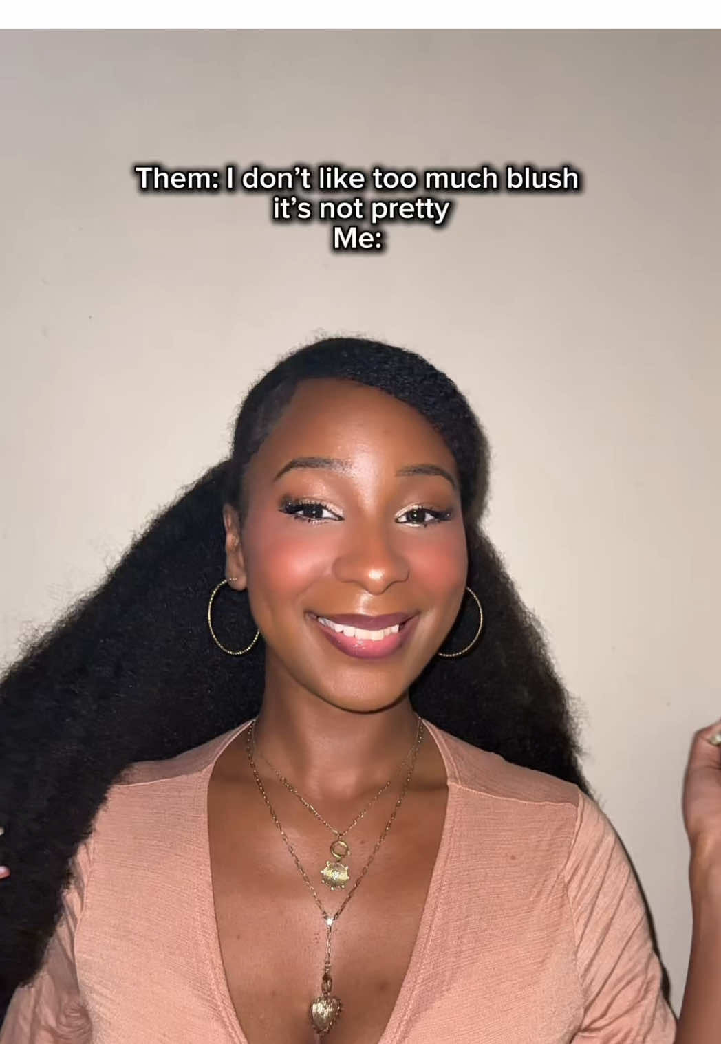 And just like that I’m obsessed with blush 🥰 #blush #makeup #makeuptutorial #pinkundereye #fyp 
