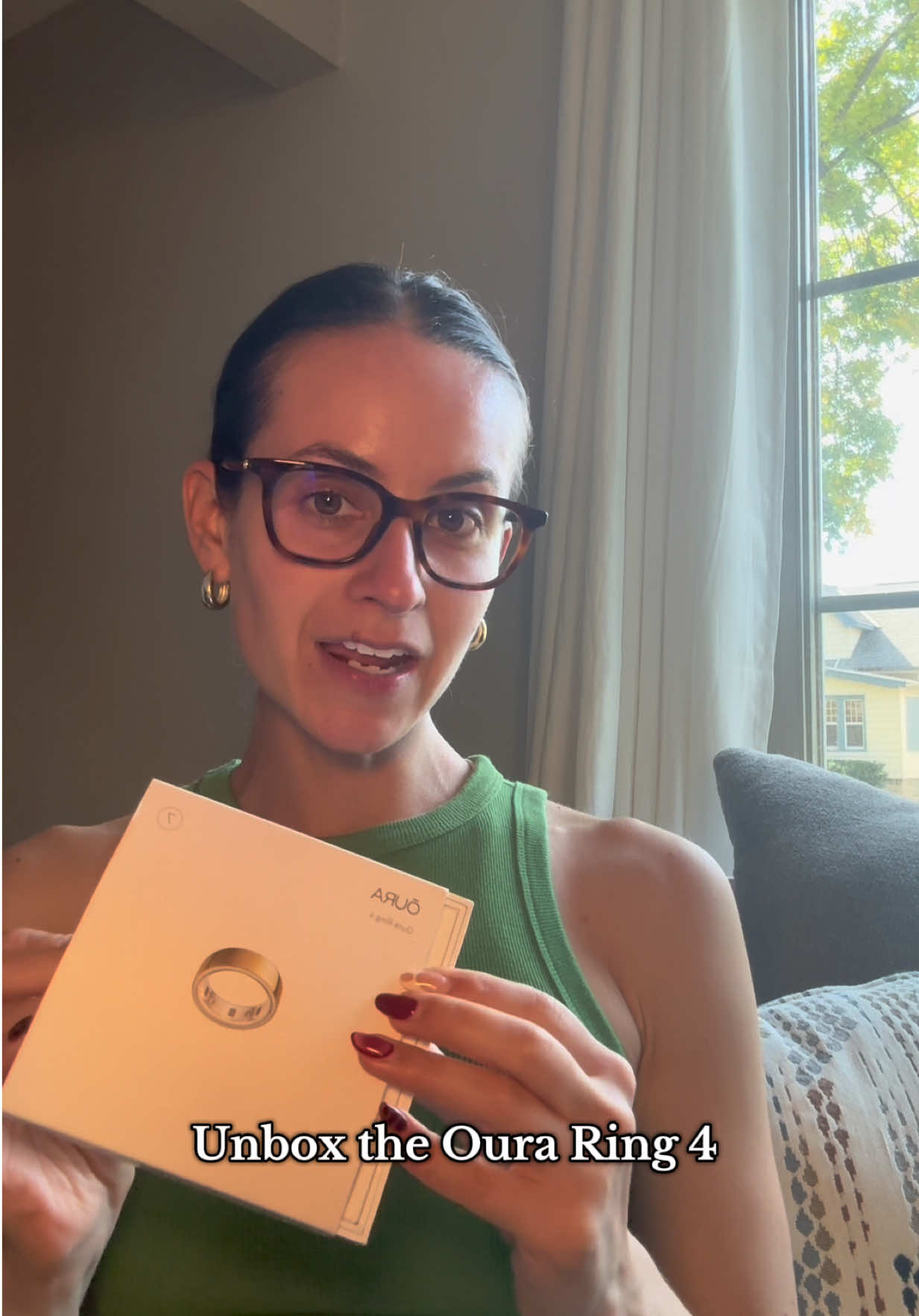 Unbox the Oura Ring 4 in Gold ✨ #ouraring4 #withoura #mysleepscore #ourapartner @ouraring 