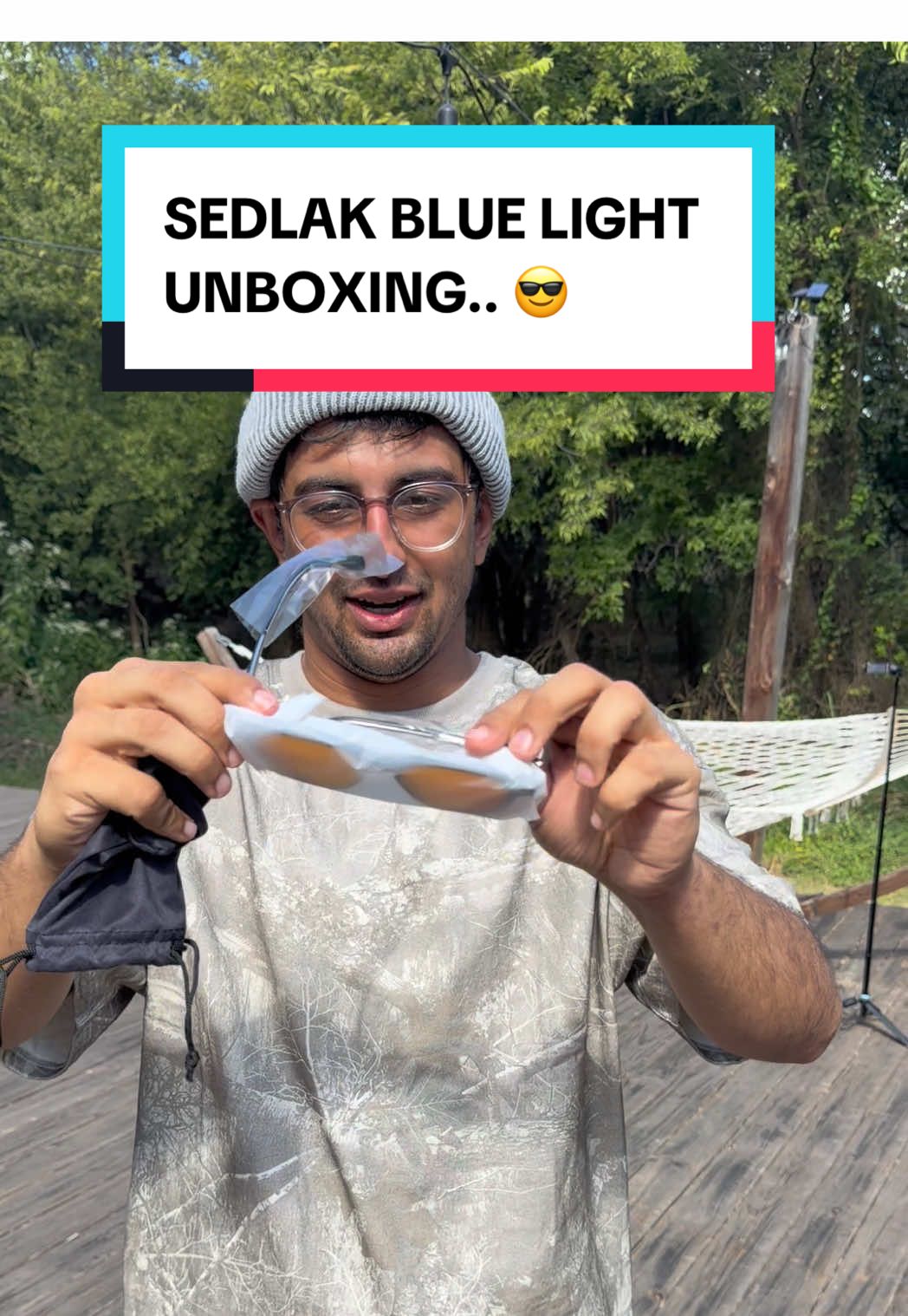 WE JUST GOT THE VIRAL BLUE LIGHT BLOCKERS FROM SEDLAK.. 😎👌 Protecting our eyes from starting at screens all day 📲✅ #sedlakbluelight #sedlakbluelightblockers #bluelightblockingglasess #sedlakglasses #bluelightglasses 
