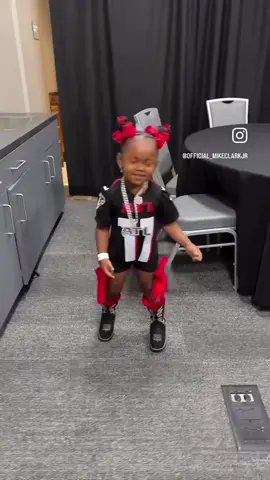 Ms Shirley #msshirley #dance #babies #cherrue @FamousMikeClark 