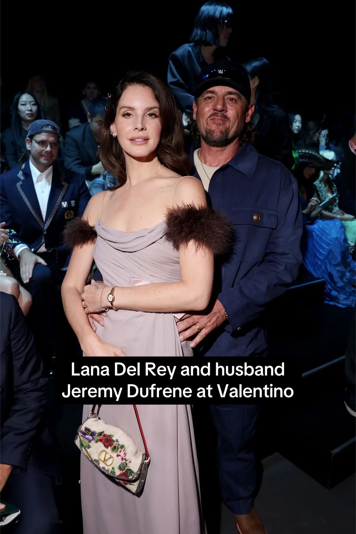 Lana Del Rey and her husband Jeremy Dufrene made a rare couple appearance at the Valentino show during PFW 🤍
