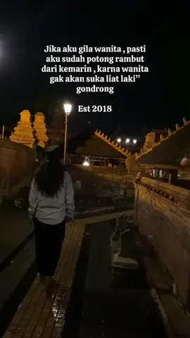 Bukan kan begitu nona  #gondrong #gondrongtiktok #gondrongersindonesia #gondrongbukankriminal 