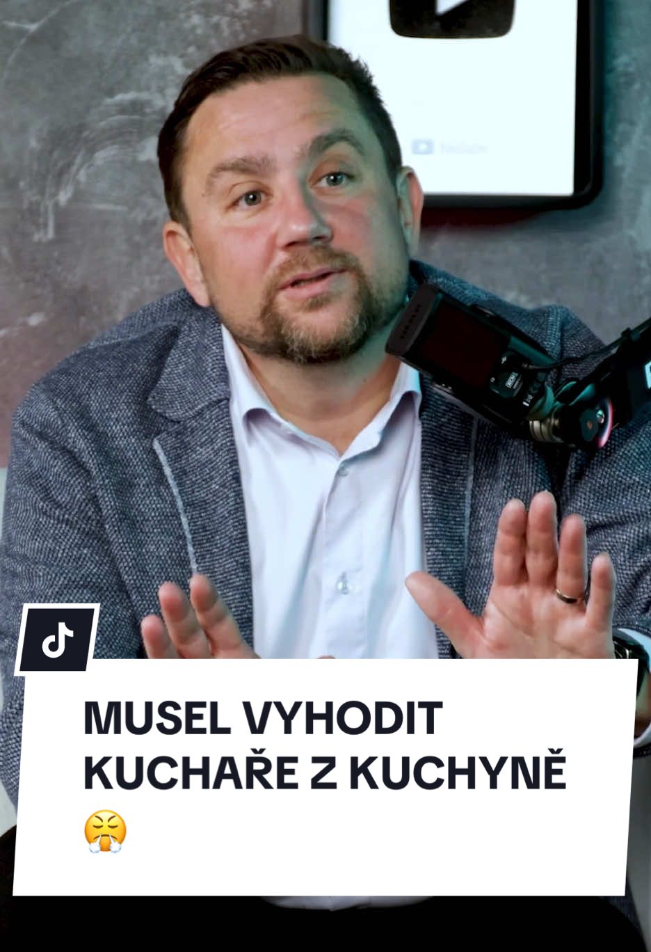 MUSEL VYHODIT KUCHAŘE Z KUCHYNĚ 😤 celá epizoda na Hype-Cast YouTube!