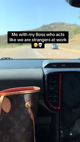 🤣🤣🤣I had to hop onto this challenge #southafricatiktok🇿🇦 #trendingvideo #nothingbeatsajet2holiday #marriedlife 