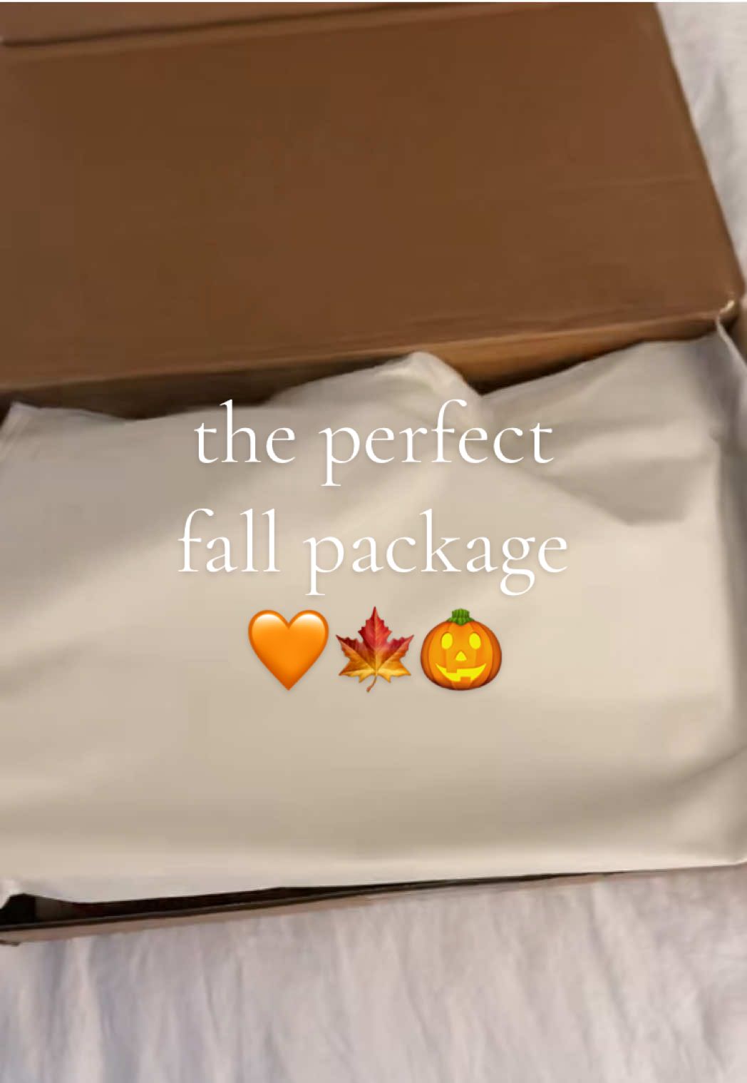 @Tuki Tuki Baby has everything you need for your babies to be decked out this fall season 🧡🎃 #fallaesthetic #fallvibes #babygift #MomsofTikTok #babytiktok 