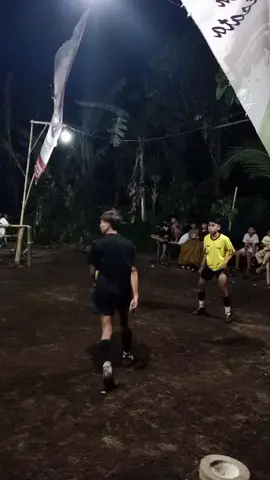 olahraga malam🦵