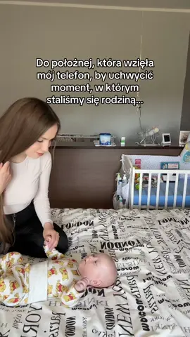 Nie do opisania… moment, który zmienił wszystko. Dziękujemy, że możemy go mieć na zawsze dzięki naszej położnej 🥹 Ib: @ewejzrska 🤍  #rodzina #porod #polozna #dziecko #synek 