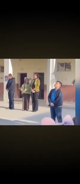 يوم الخميس المدارس😂#مليون_مشاهدة❤ 