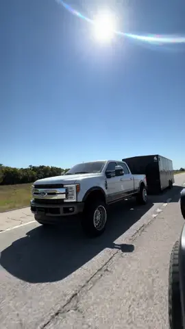 😎 #f350kingranch #algobien #kc #22x12 #rzr 