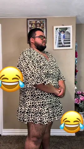 #cheko029 #comedia #Humor probando ropa con maniquí humano 