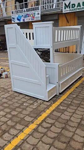 The double decker is made from hardwood. Strong, stable and durable. 4*6/3.5*6=48k 4*6/4*6=48k 5*6/4*6=50k #decker #bunkbed #doubledecker #bed #nairobi 