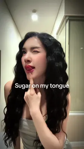 Sugar on my tongue nhạc này đang hot #trend #sugaronmytongue #trendmusic #funny #tiktokviral 