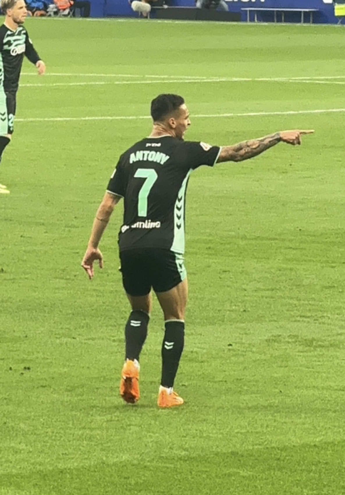 Clase, visión y talento…siempre controlado #antony #realbetis #football #parati #videosdetiktok  @Real Betis Balompié @LALIGA @Antony Santos 