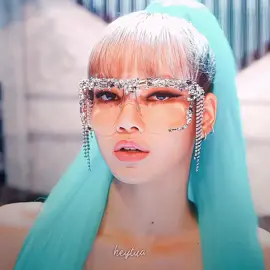 a good trend but id remember the ac ib if u know tag #lisa #lalisa #lisaedit #heytua #lisamanobal 