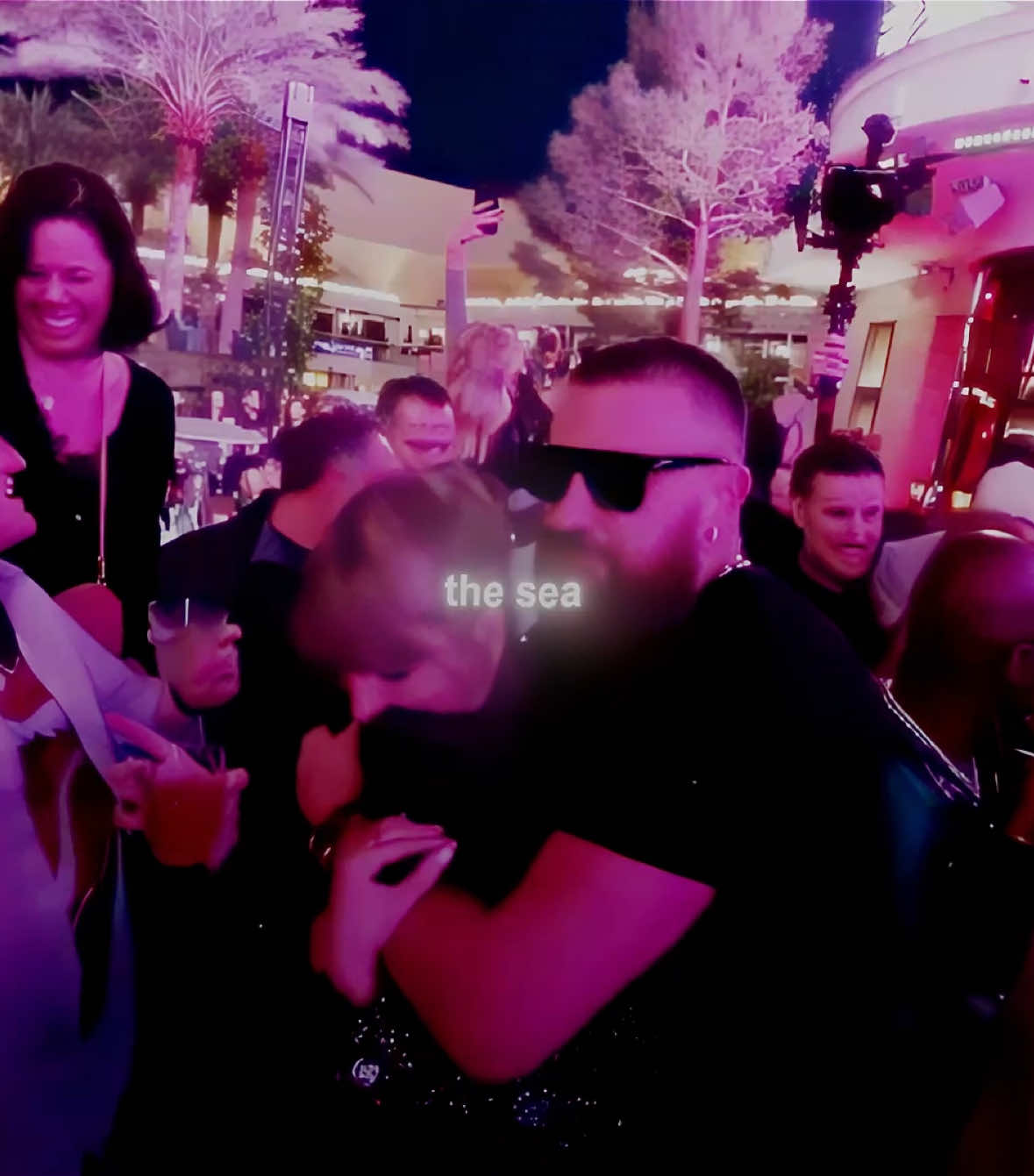 ahh how i missed editing them with my old style. happy birthday to travis!! 💓💓 | #taylorandtravis #tayvis #thefateofophelia #foryou #viral | dts - @🍂ℳ𝓎𝒶𝒽 ★ @「 ✦ 𝑨𝑳𝑰𝒀𝑨𝑯 ✦ 」 