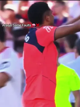 Araujo can't apply the hansi flick plan 😭 #araujo #barcelona #footballtiktok #sevilla #today 
