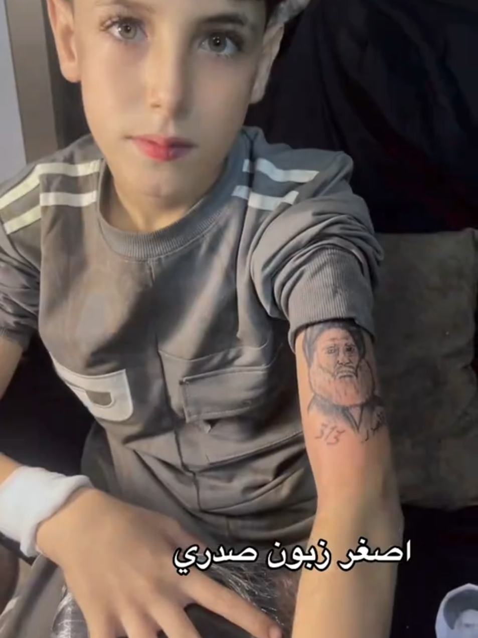 اصغر زبون صدري مع العلم دك بموافقه وحضور اهله #التيار #الصدر #اكسبلورexplore #غفارالوشام #الشعب_الصيني_ماله_حل😂😂 