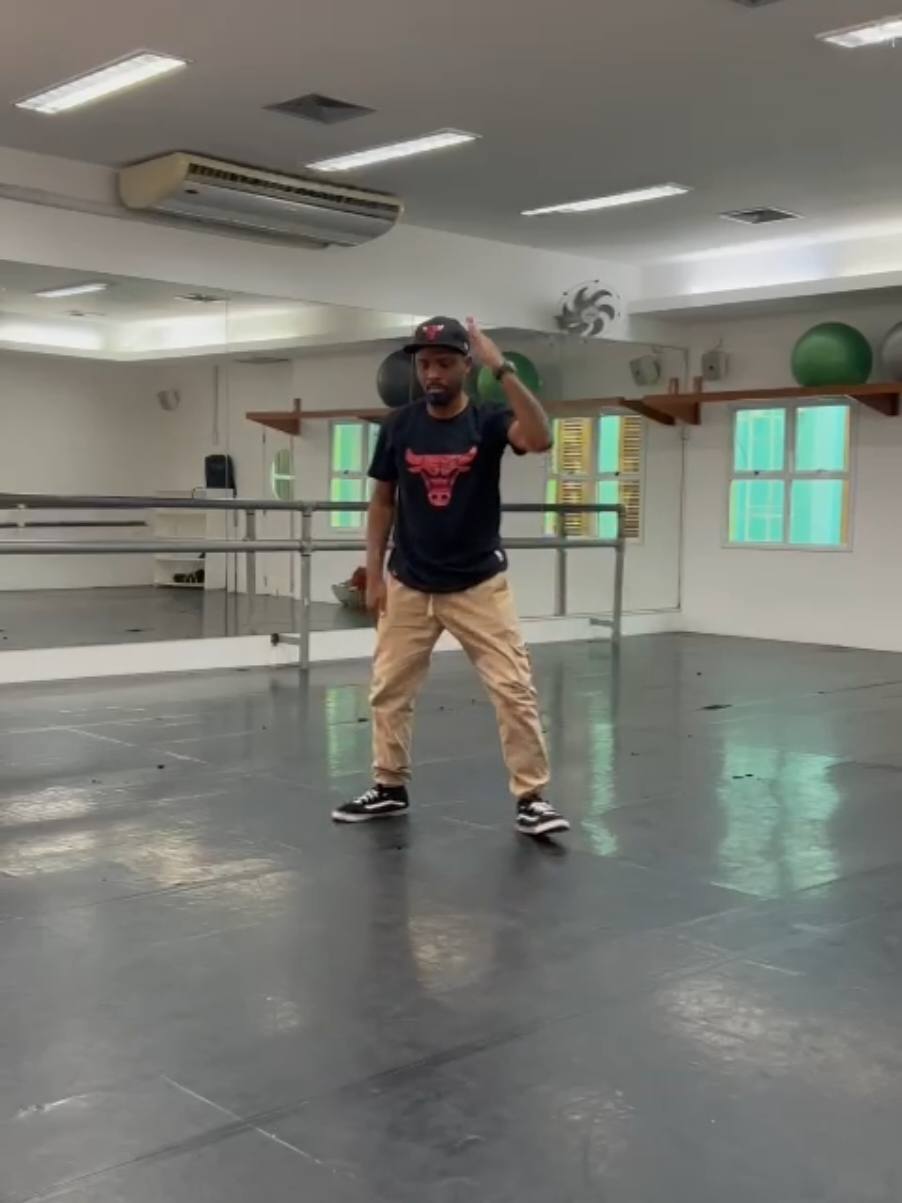 Praticando.. #mrjack #poppingdance #goodvibes #fyp 