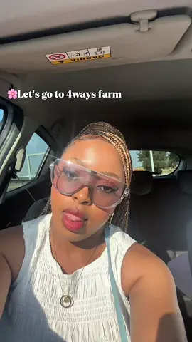 Tip: don’t go to Farmers usuthi, shame! 😭I honestly wasn’t in the mood to try any of the food, I was just there for the drinks, the vibes, and to spend time with my maaans. At some point my man even thought I was bored because I kept saying “no” to everything he wanted me to try. Little did he know, next time we go I’m fasting for three days!🤏🏽🤏🏽 Nonetheless, we had an absolute blast!! 🎉♥️ #tiktok#4waysfarmersmarket #summervibes#viral#happy 