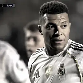 يوشو هاي ياي ياي ياي😇. #فطَيسة #fypシ゚ #ريال_مدريد #CapCut #realmadrid 