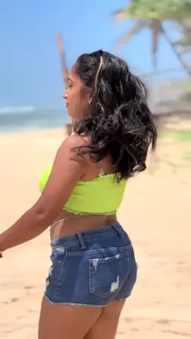 දැකපු කට්ටිය කියන්න බලන්න වෙනස