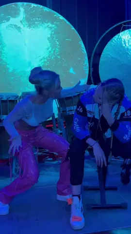 Lalalalala ich mach Blödsinn mit @Isi Glück 