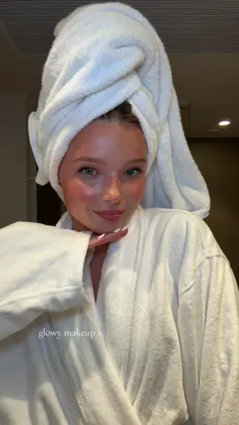 nothing beats the feeling of getting ready after beach day @REFY @MERIT Beauty @Tower 28 Beauty @Charlotte Tilbury @rhode skin @Too Faced @L’Oréal Paris 