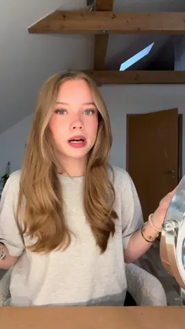 💄🎭🥂