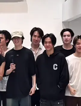 ลูกพี่เรายังเหมือนเดิมม #phuaa #ภูเอเอ #PHUTATCHAI #AAashirakorn 