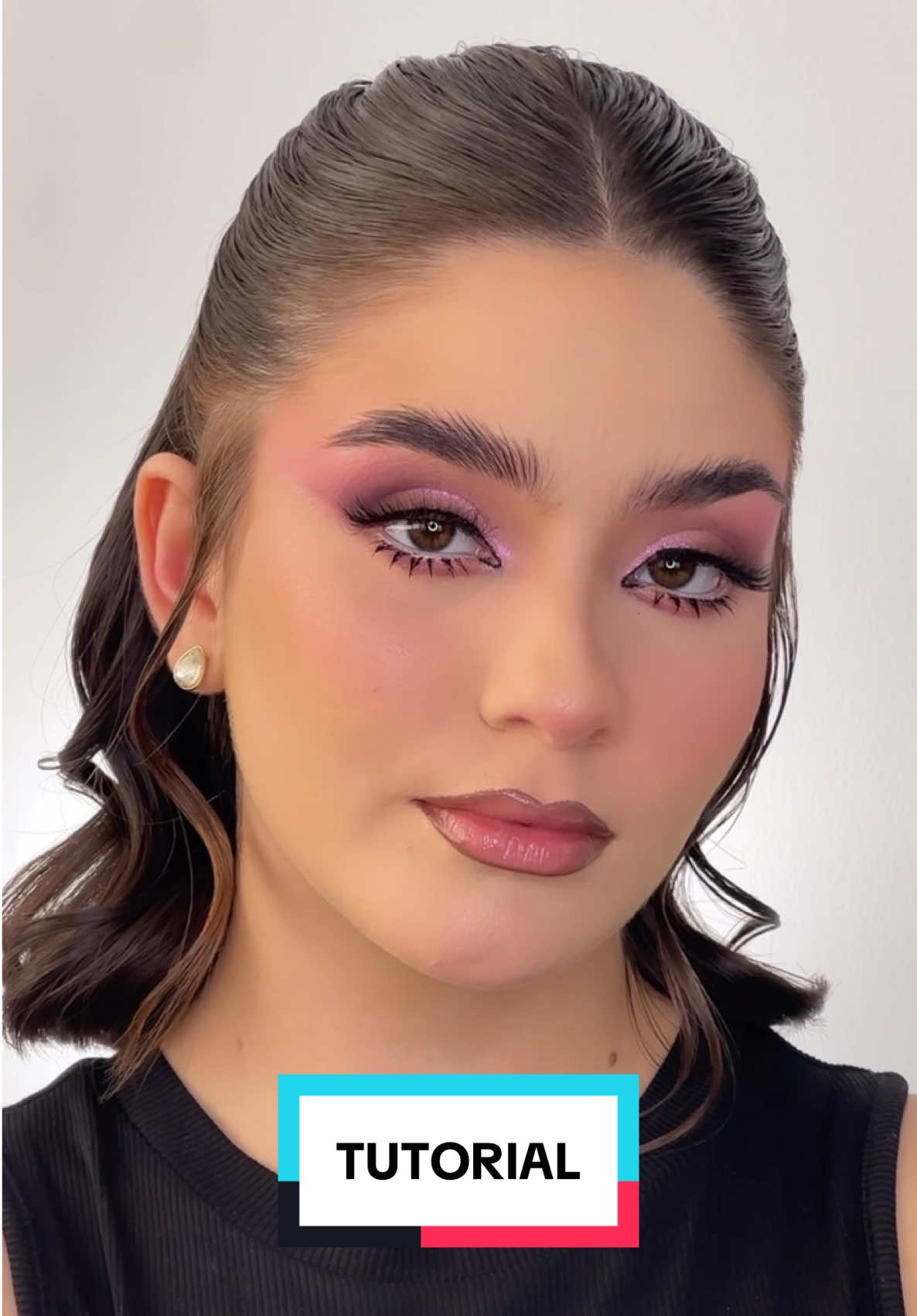 TUTORIAL DE MAQUILLAJE EN TONOS ROSAS 🩷✨ #makeup #maquillaje #makeuptutorial #tutorials #paratii 