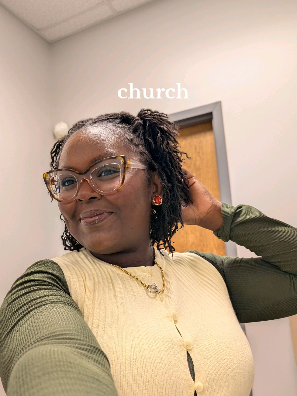 Just a girl trying to get her family to church on time  #grwmforchurch #churchgirl #sundaymorning #momlife #momof4 