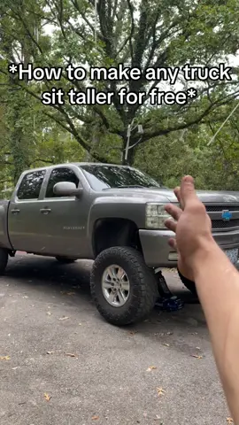 How to make any truck sit taller for free#country #squattedtrucks #bluecollar 