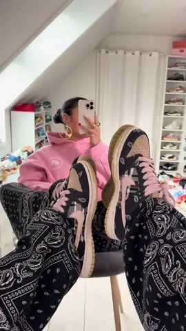 like sneakers on my feet 