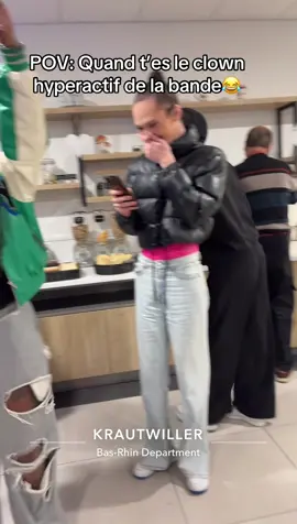 Il faut toujours un clown dans une bande, et ben c’est moi 😂#humour #pourtoi #danse 