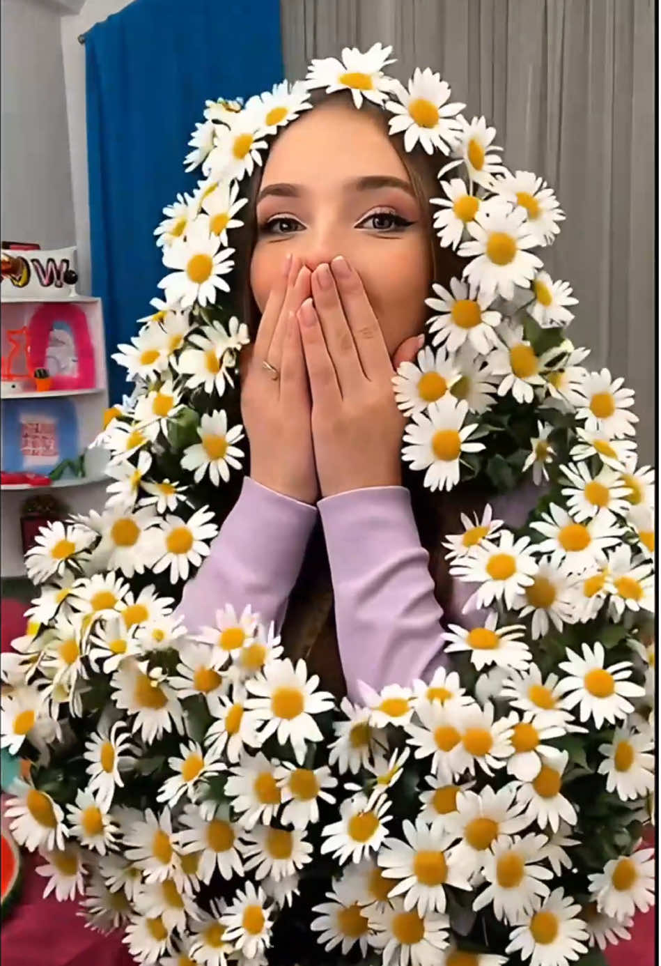 Ai flowers ll effect tutorial 😂😘👌Free Tutorial on Making AI Flowers ll Filter: You can create it for free with just a daily photo. How to make large-scale flower effects and large flower filter.Oh my God! effects#capcutforus #capcut #capcutpioneer #aifilter #aiflowers