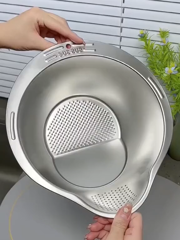 🔥 Escorredor de Arroz Inox Multiuso p/ Cozinha 20cm 001-C1 De R$ 30,00 💰 *Por R$ 23,90* 😱 🛒 Compre agora 👉 https://s.shopee.com.br/5AjdTM7FLe ⚠️ Promoção sujeita à alteração de preço e estoque do site