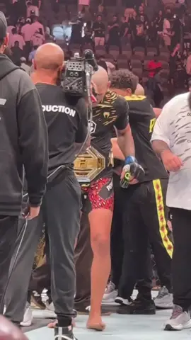 ANKalaev 😭 Inshallah you will become champion again.🏅#ankalaev_magomed #foryoupage 