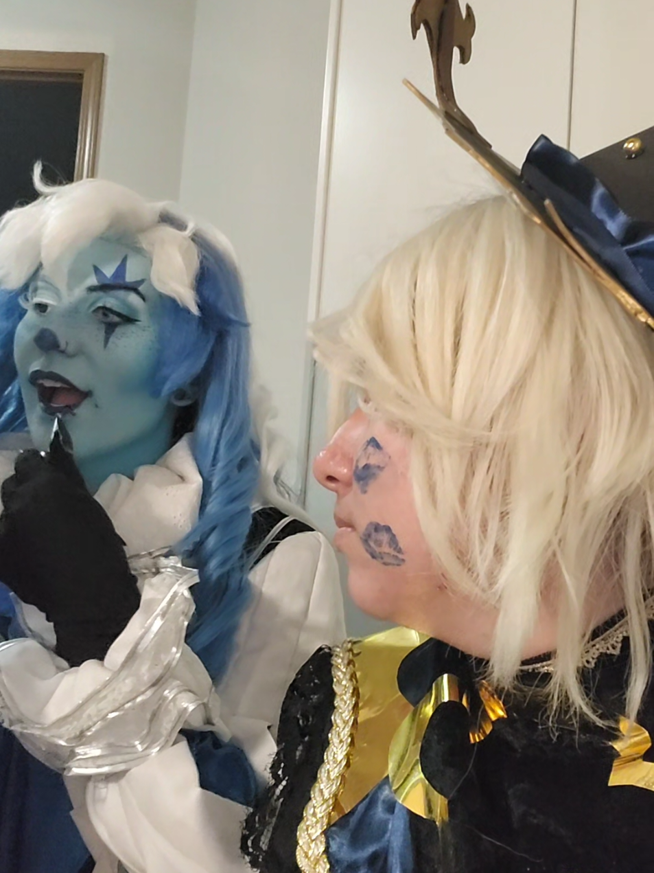 Average day in the Spire of Deceit✨️ @OtherSpades  #purevanillacookie #shadowmilkcookie #crkcosplay #shadowvanilla #cookierunkingdom 