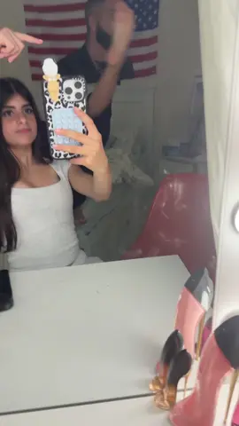 I love her feet 🤗 @Veolet_💌 #fyp #funny 