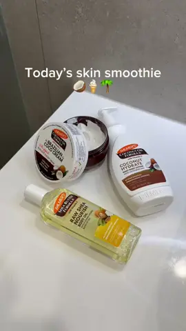 The best kind of smoothie 🥥🍨 We love mixing textures and scents to achieve the most perfect glow 🧡 #palmers #skincareroutine #palmerscocoabutter #skincare #skincaresmoothie