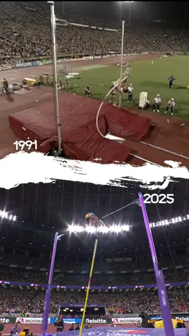 5.95m in 1991 vs 6.30m in 2025 🤯  Relive the unforgettable moments of Tokyo 1991 by exploring the World Athletics Championships gallery in the virtual tour of the Museum of World Athletics (MOWA) 💻 @elliesunmanxo #WorldAthleticsChamps #polevault #sweden #tokyo 