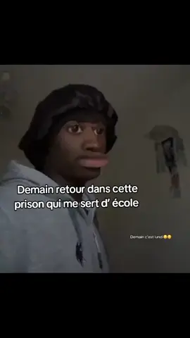 😭🤧#poutoi #ecole #lundi 